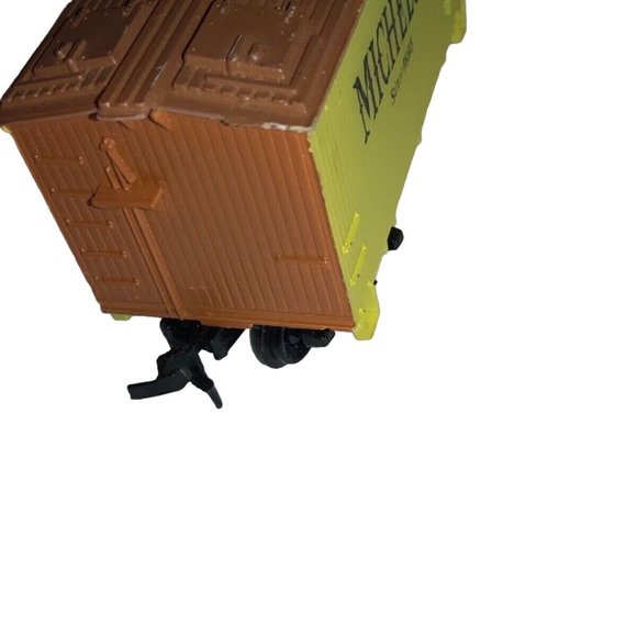 Vintage HO Michelob Advertising Beer Reefer Car - Picture 4 of 11